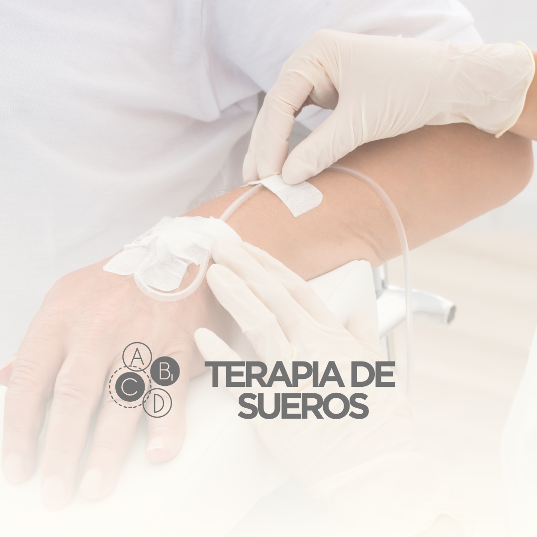 Administración de terapia de sueros intravenosos por un profesional de la salud